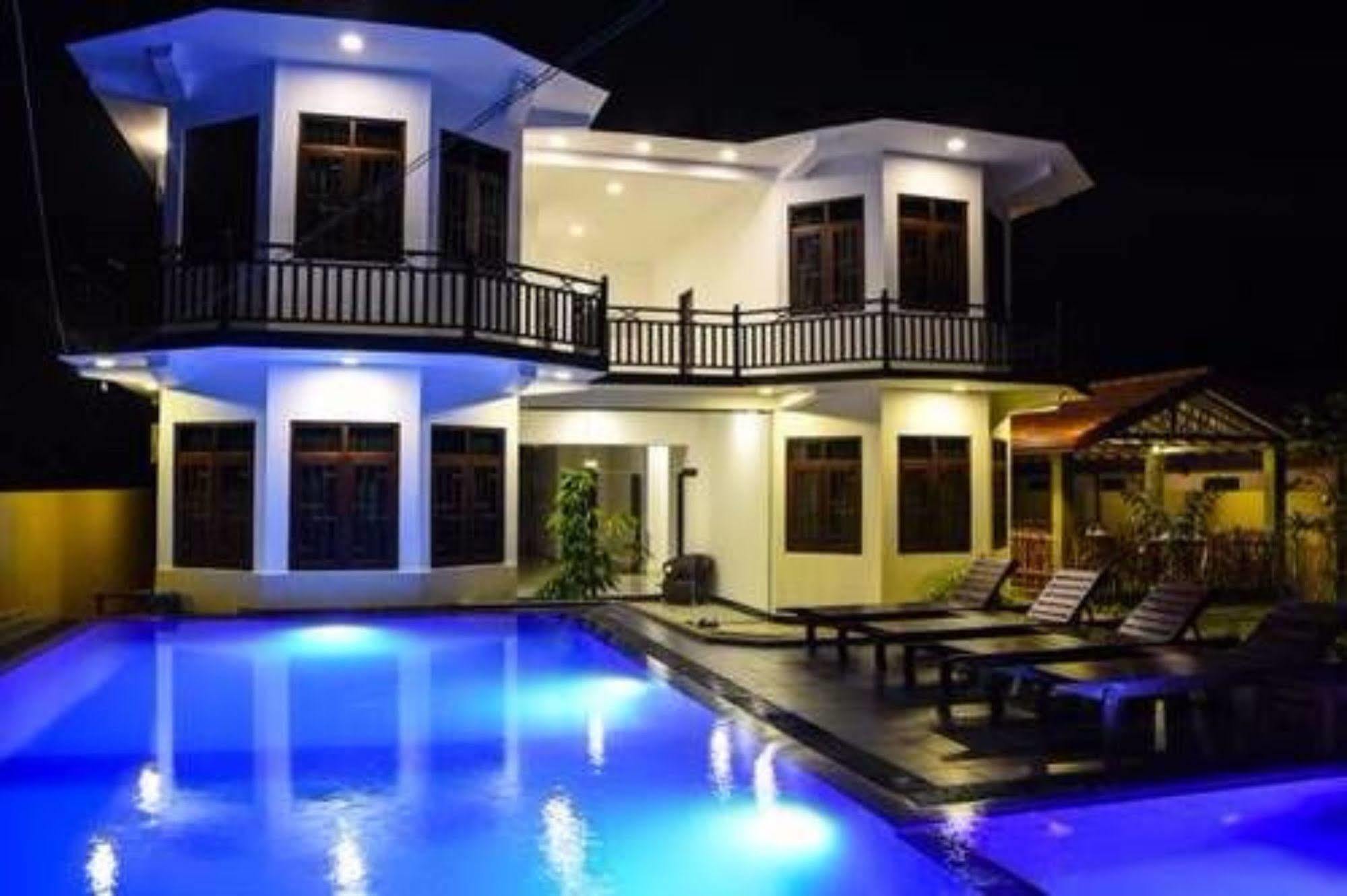 Ocean Glory Hotel Ettukala Εξωτερικό φωτογραφία