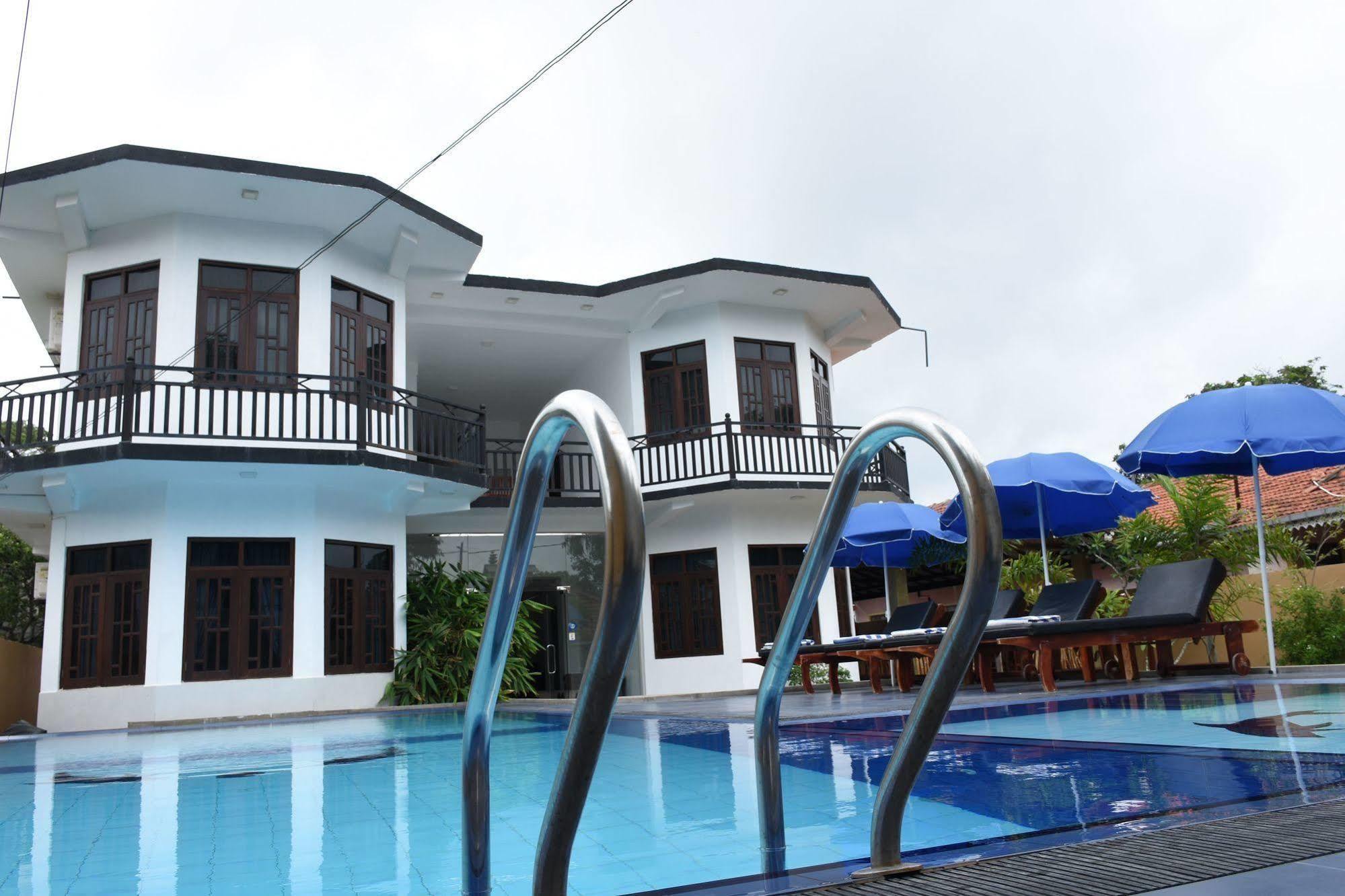 Ocean Glory Hotel Ettukala Εξωτερικό φωτογραφία