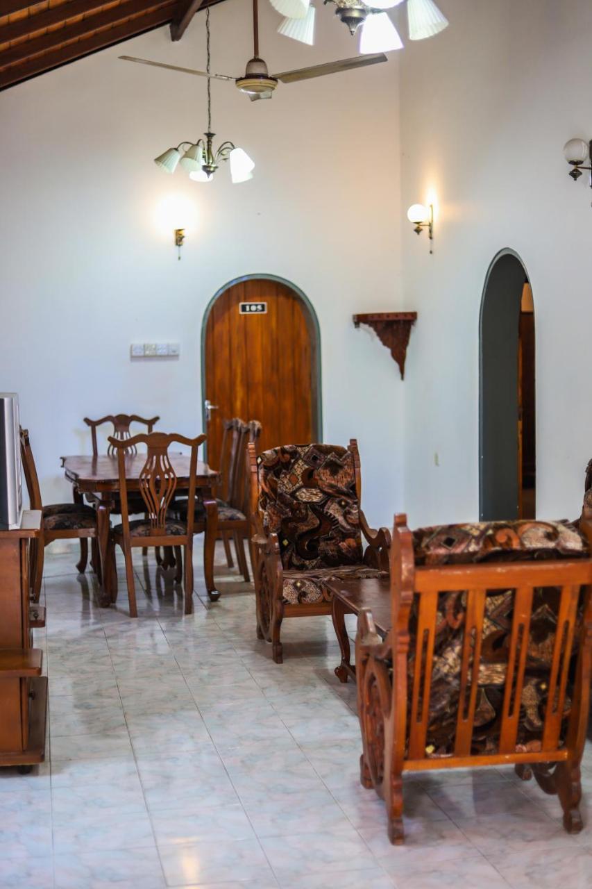 Ocean Glory Hotel Ettukala Εξωτερικό φωτογραφία